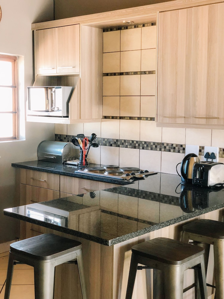 Buyskop Lodge 50/50