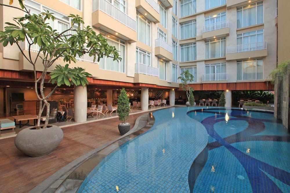 BEDROCK HOTEL 9/73