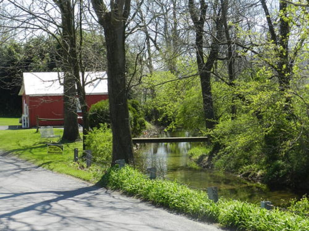 Red Cardinal Bed and Breakfast 24/27