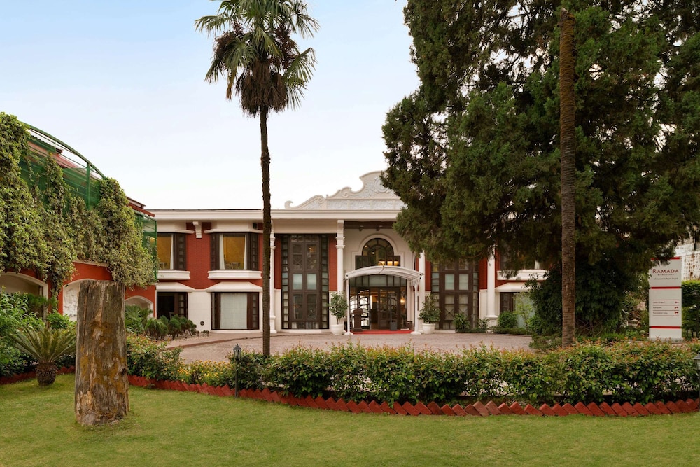 Ramada By Wyndham Mussoorie Mall Road 44/48