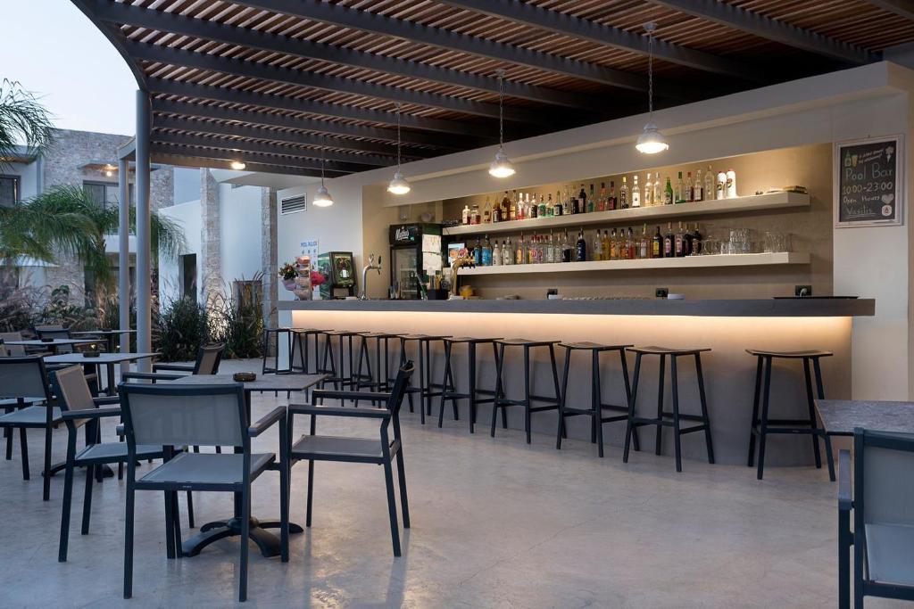 Oneiro Boutique Hotel 34/37