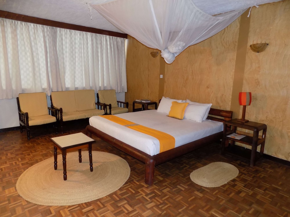 The Kenya Comfort Hotel Suites 41/78
