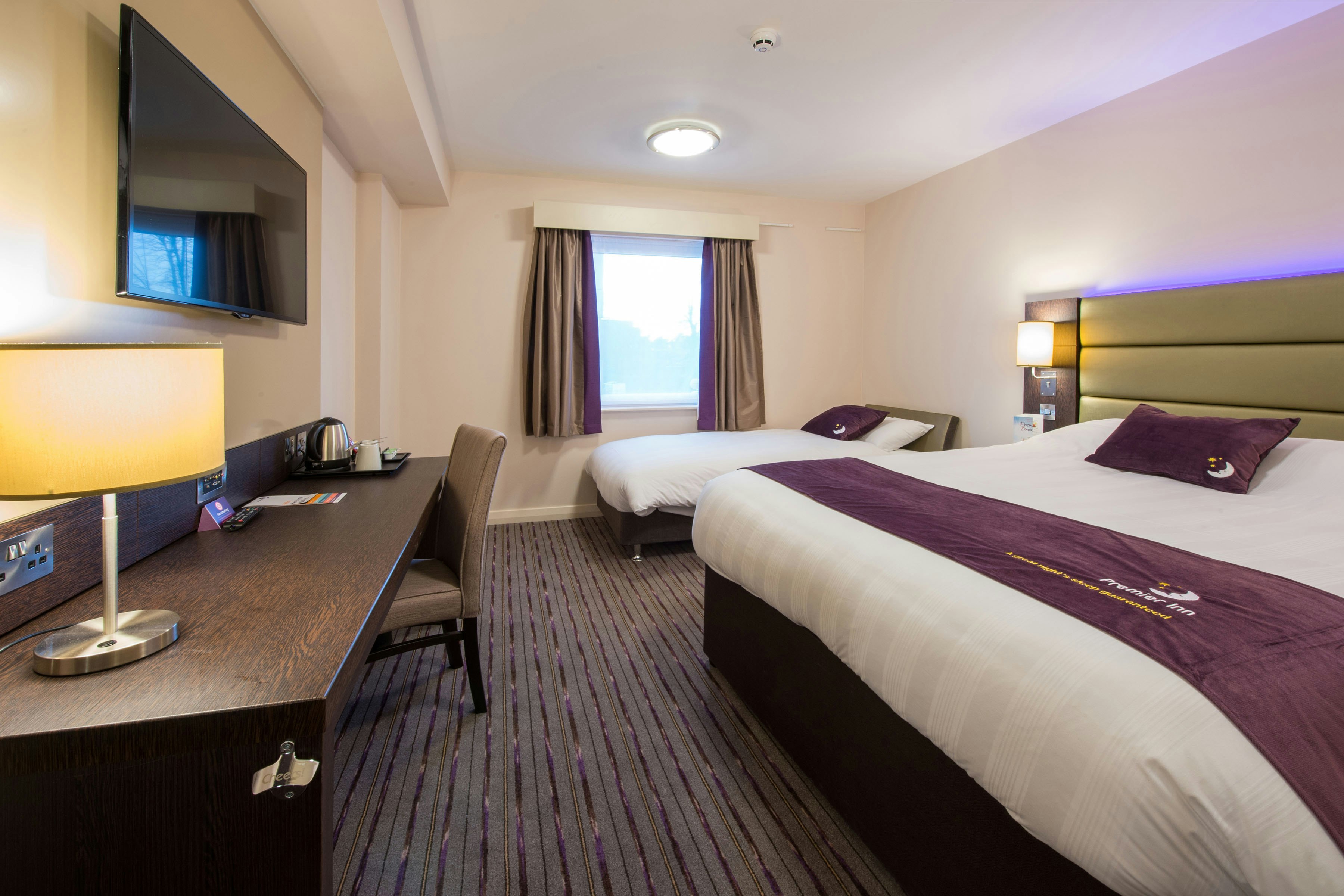 Premier Inn Maidenhead Town Centre 21/36