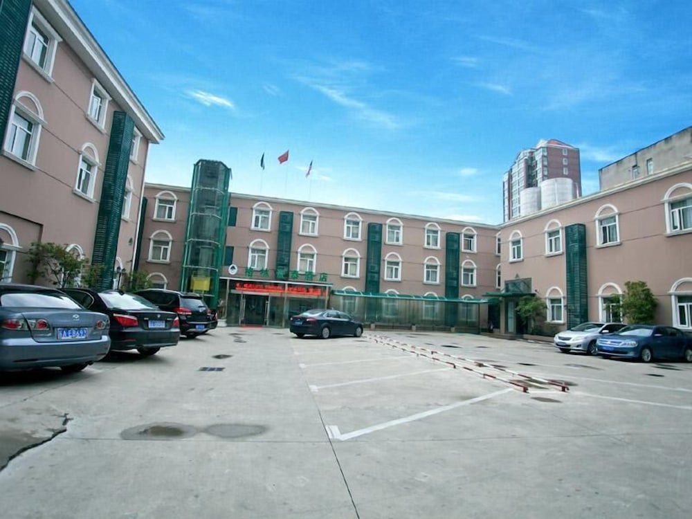 GreenTree Inn (Nanjing Yuhuatai Scenic Area, Zhonghuamen Metro Station) 26/28