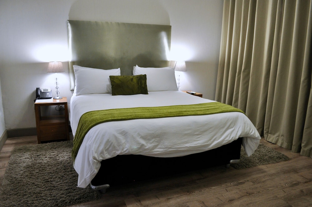 Menlyn Boutique Hotel 17/76