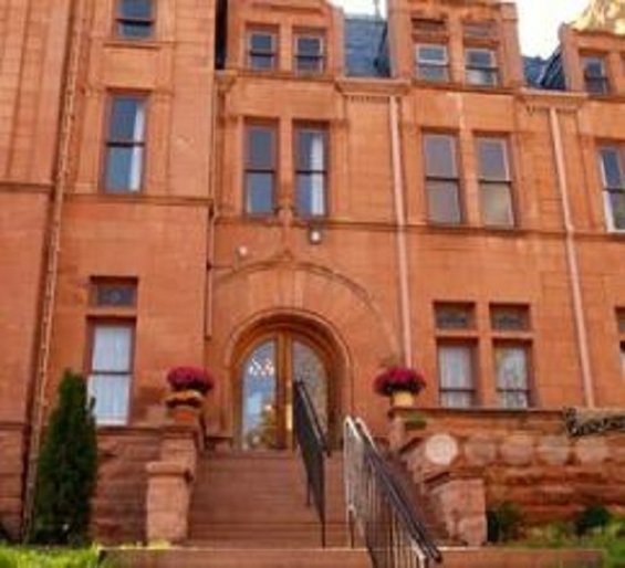 Patterson Inn 4/5