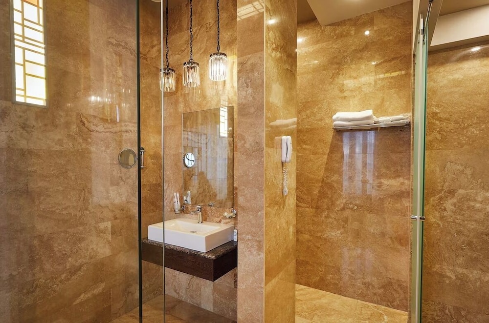 غرفة فاخرة بسرير كينج، Aghababyan S Hotel 7/9