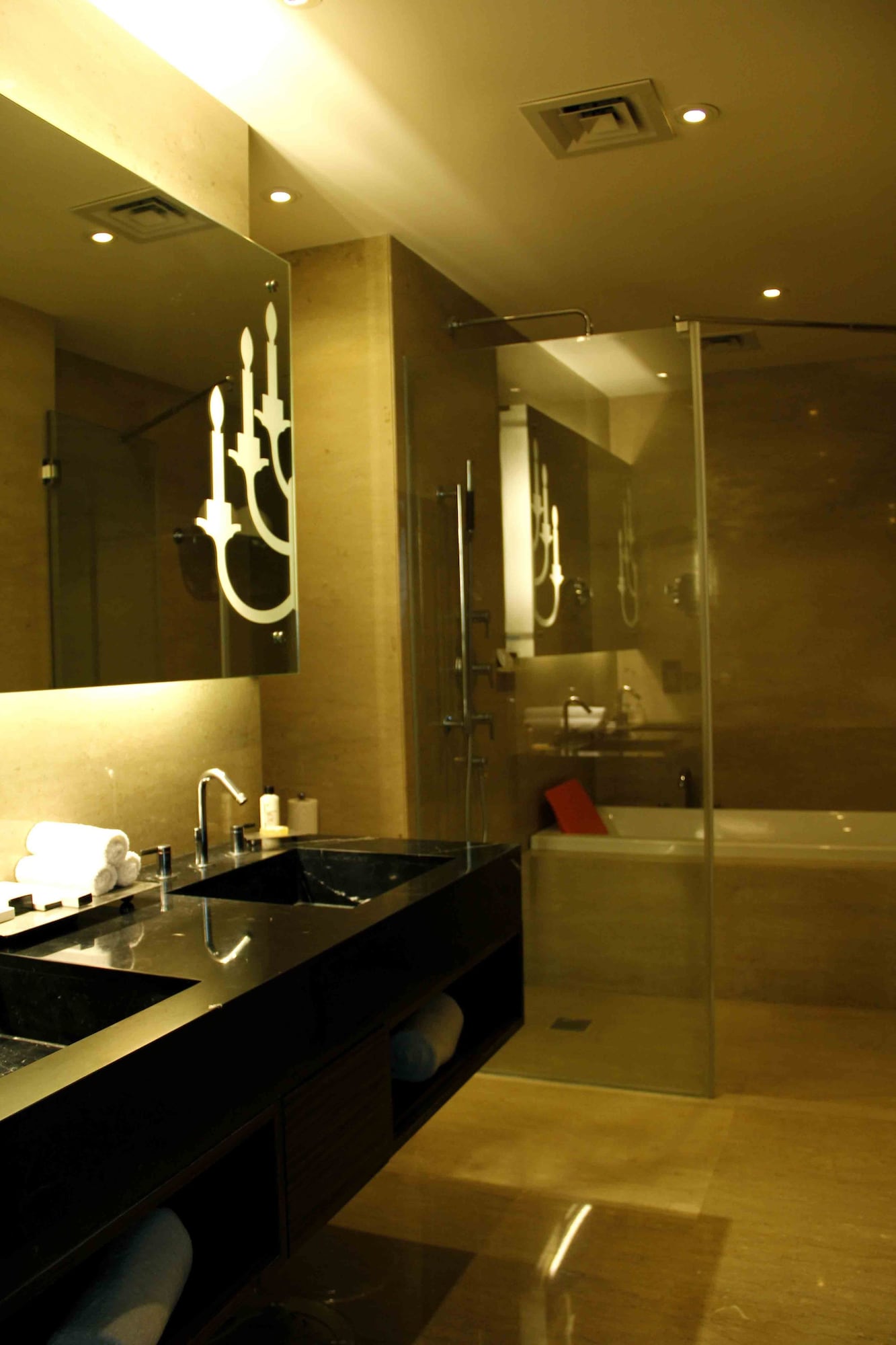 1 BEDROOM, APARTMENT