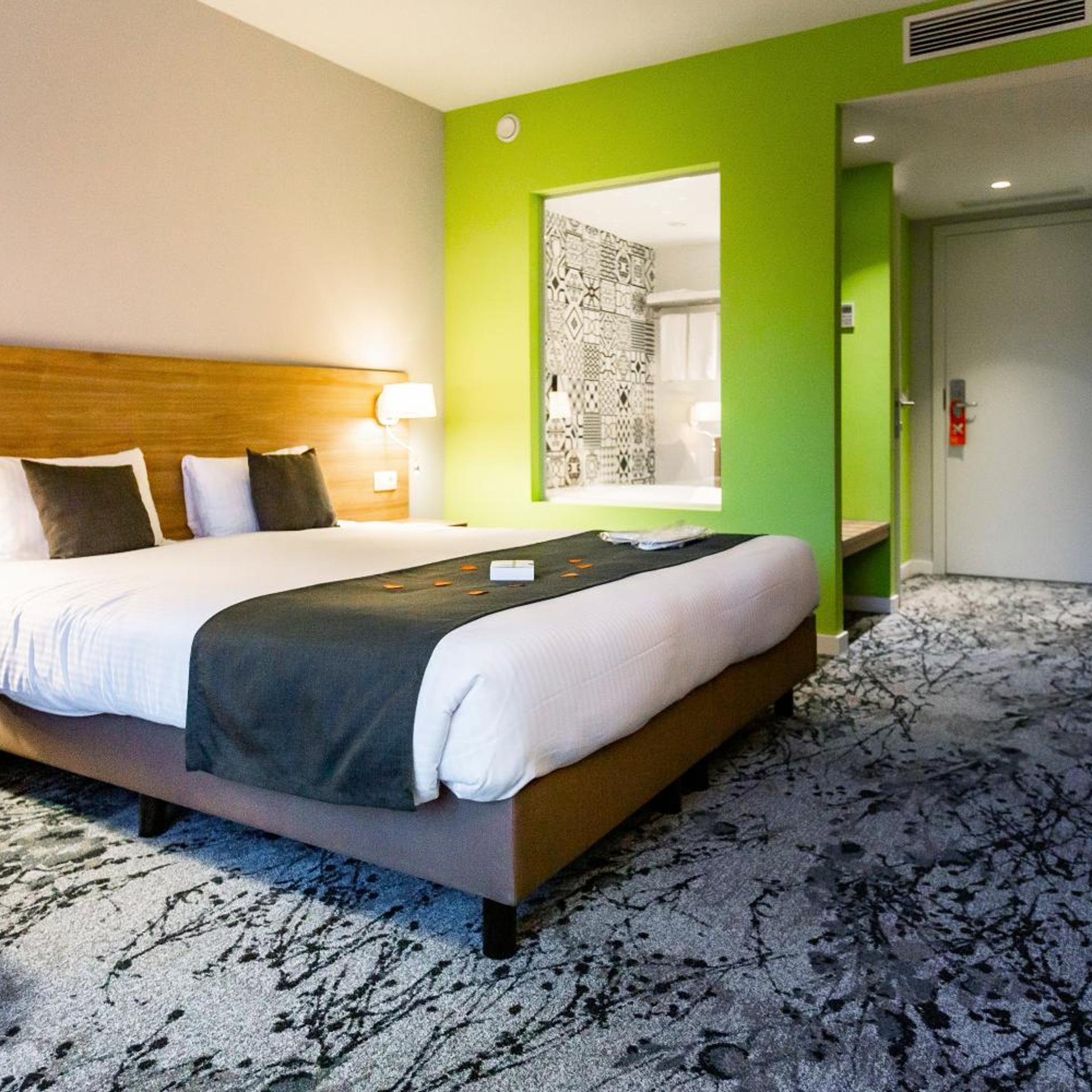 junior suite, Utopia Hotel 3/7