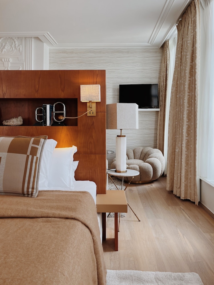 Hotel Van Cleef 22/72