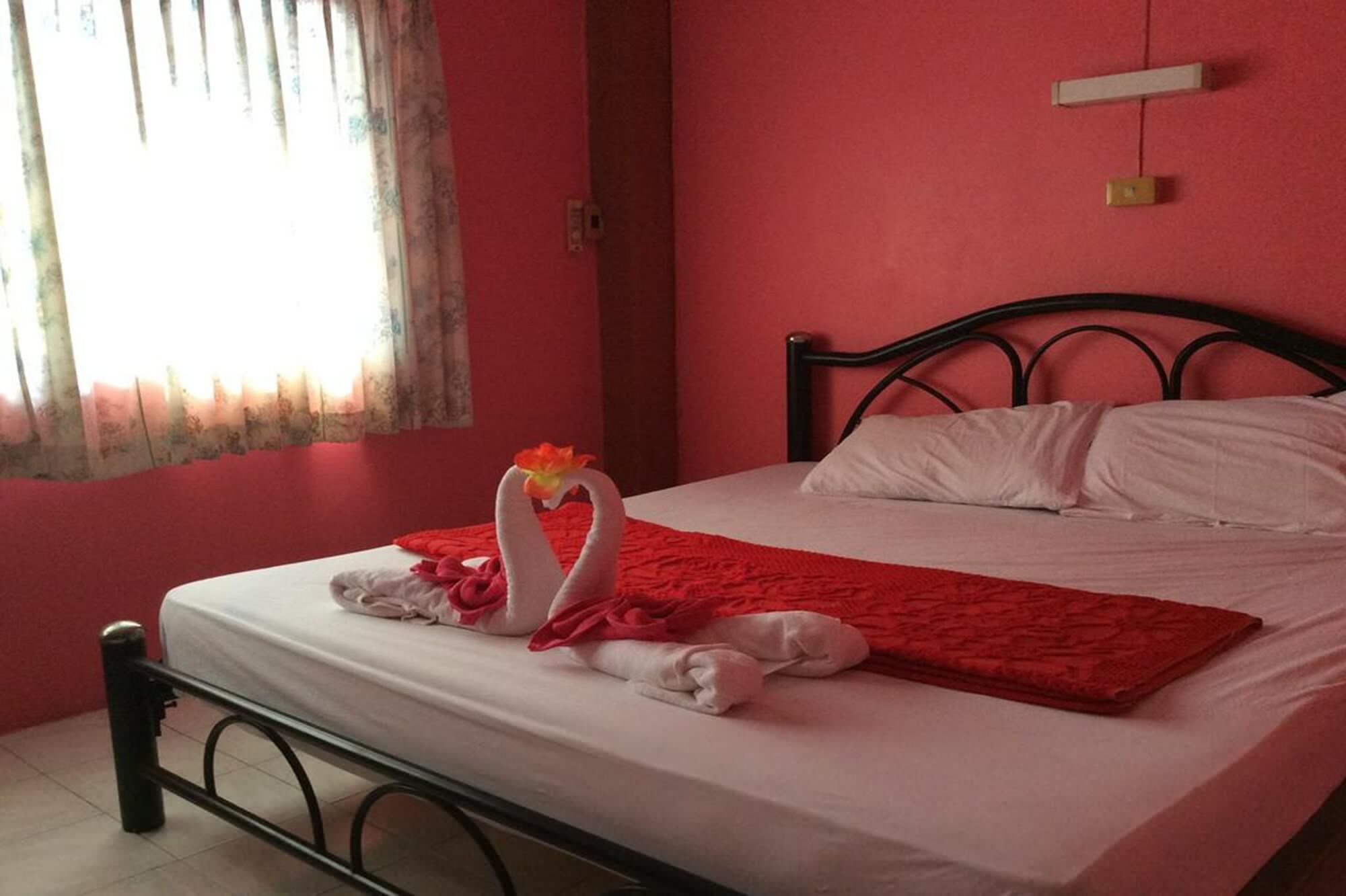 STANDARD, DOUBLE BED