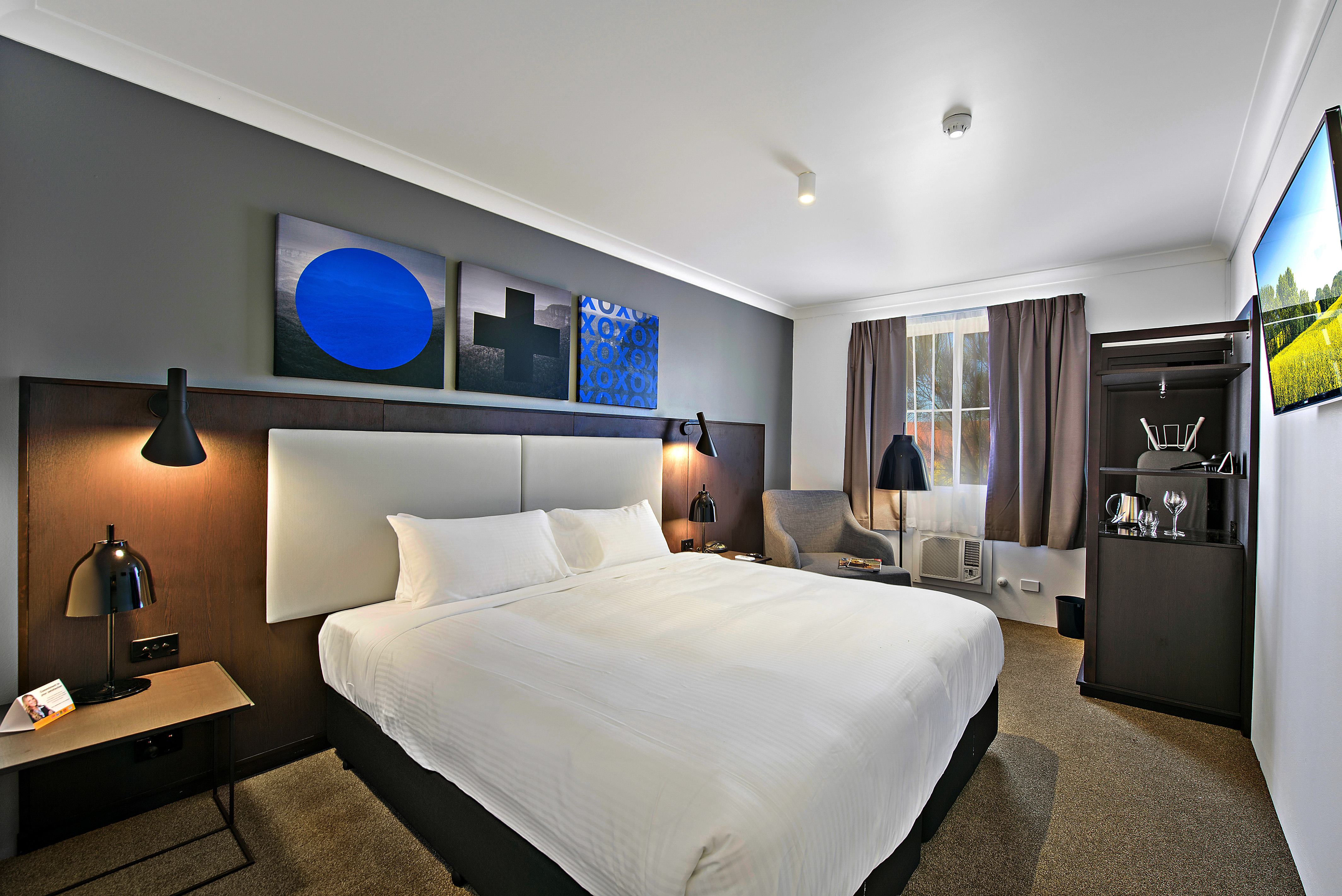 Urban, King Bed