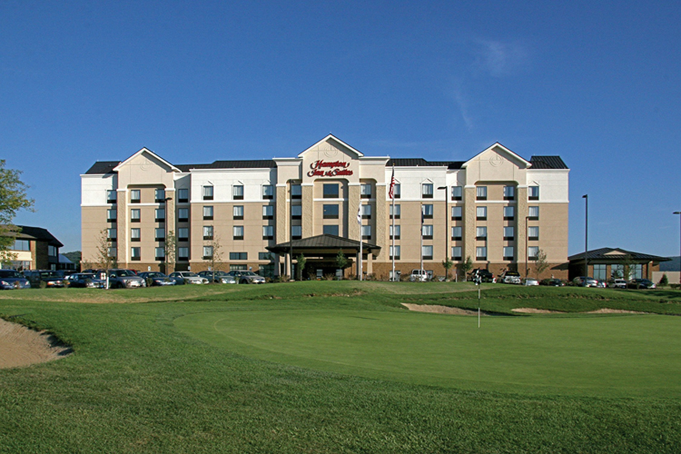 Hampton Inn & Suites Blairsville 4/45