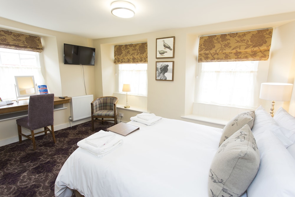 George Hotel 13/47