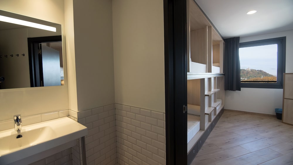 Koisi Hostel 25/60