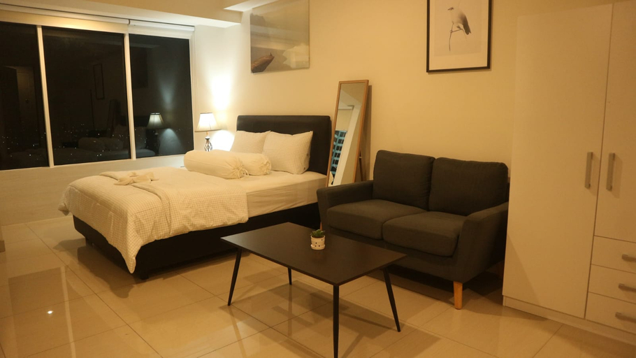 Grand, Lagoon, Apartment
