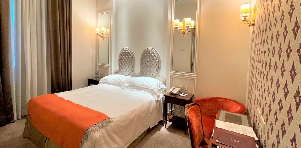 Hotel Villa Flori 34/73
