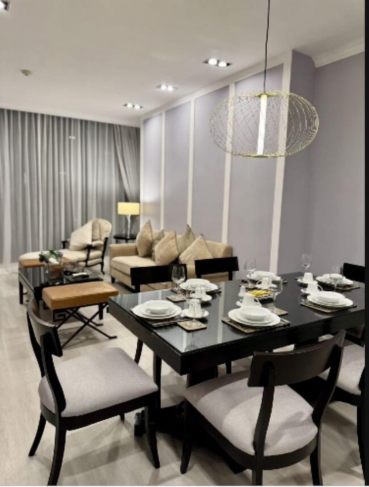Rongratana Executive Residence 55/67
