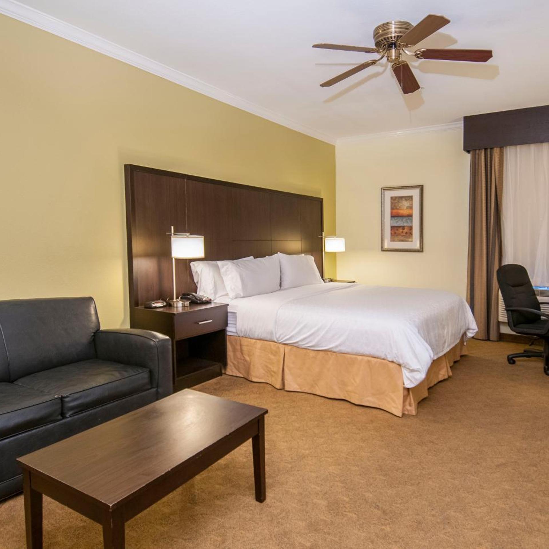 Xtra Space, Standard, King Bed