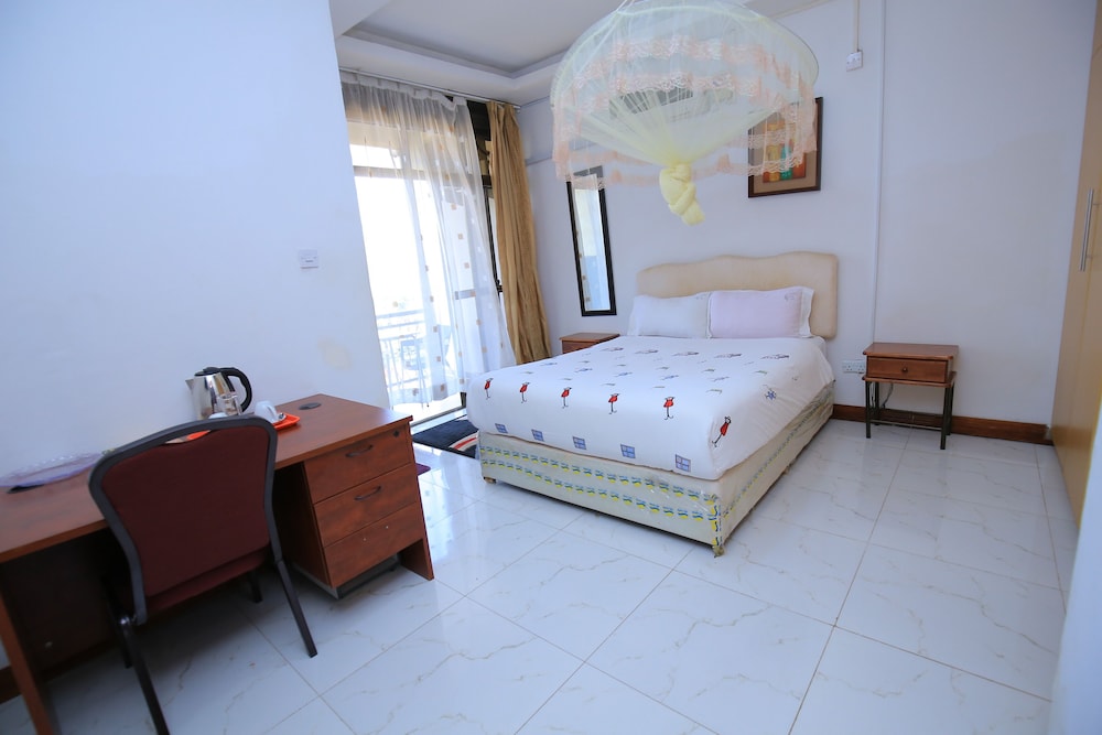 Frontiers Hotel Entebbe 20/50