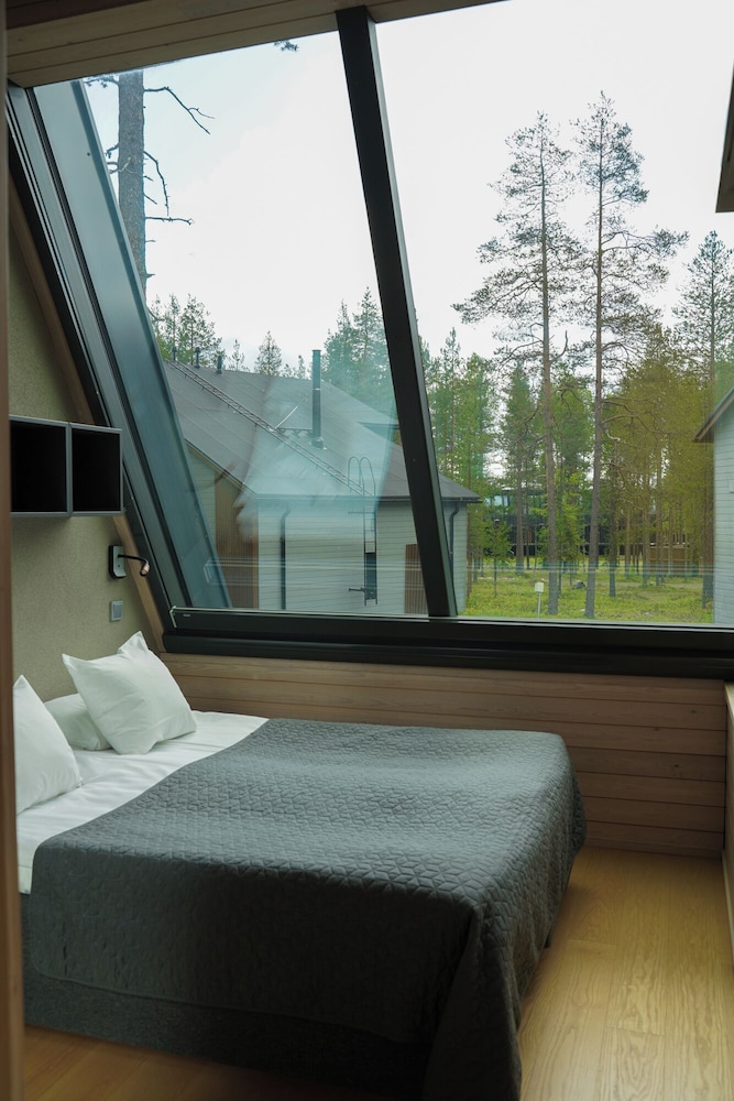 Honeymoon, Aurora, Suite, Queen Bed، Nova Skyland Hotel 3/7