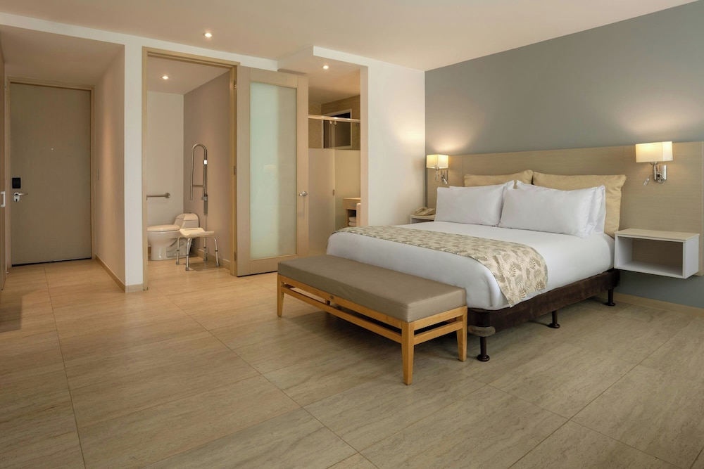 غرفة ديلوكس بسرير كوين، Mercure Santa Marta Emile 2/10