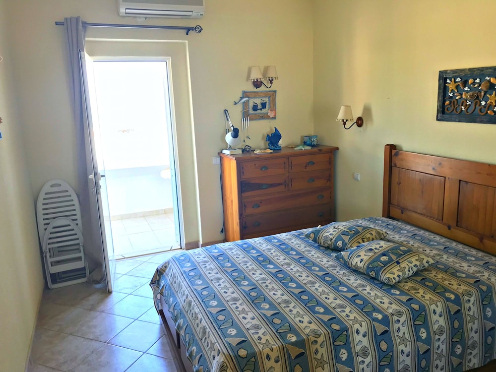 BORDA D AGUA APARTMENTS 8/75