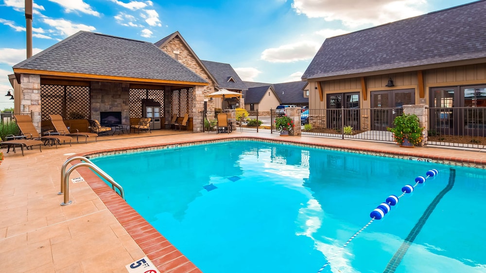 Best Western Plus Weatherford 3/43