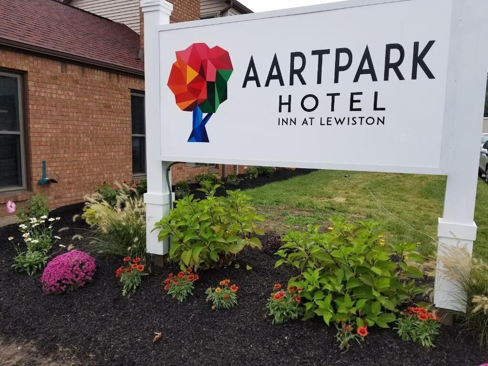 Aartpark Hotel Inn At Lewiston 24/37