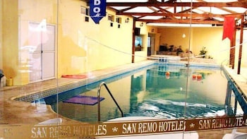 San Remo World Hotel 1/38
