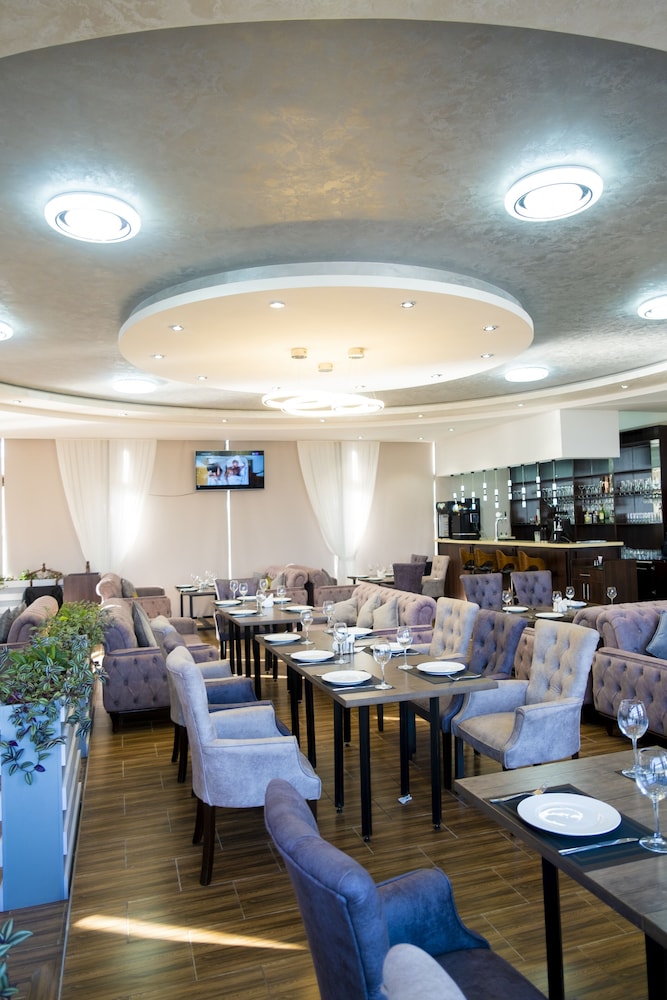 Gabrielle International Hotel 37/50