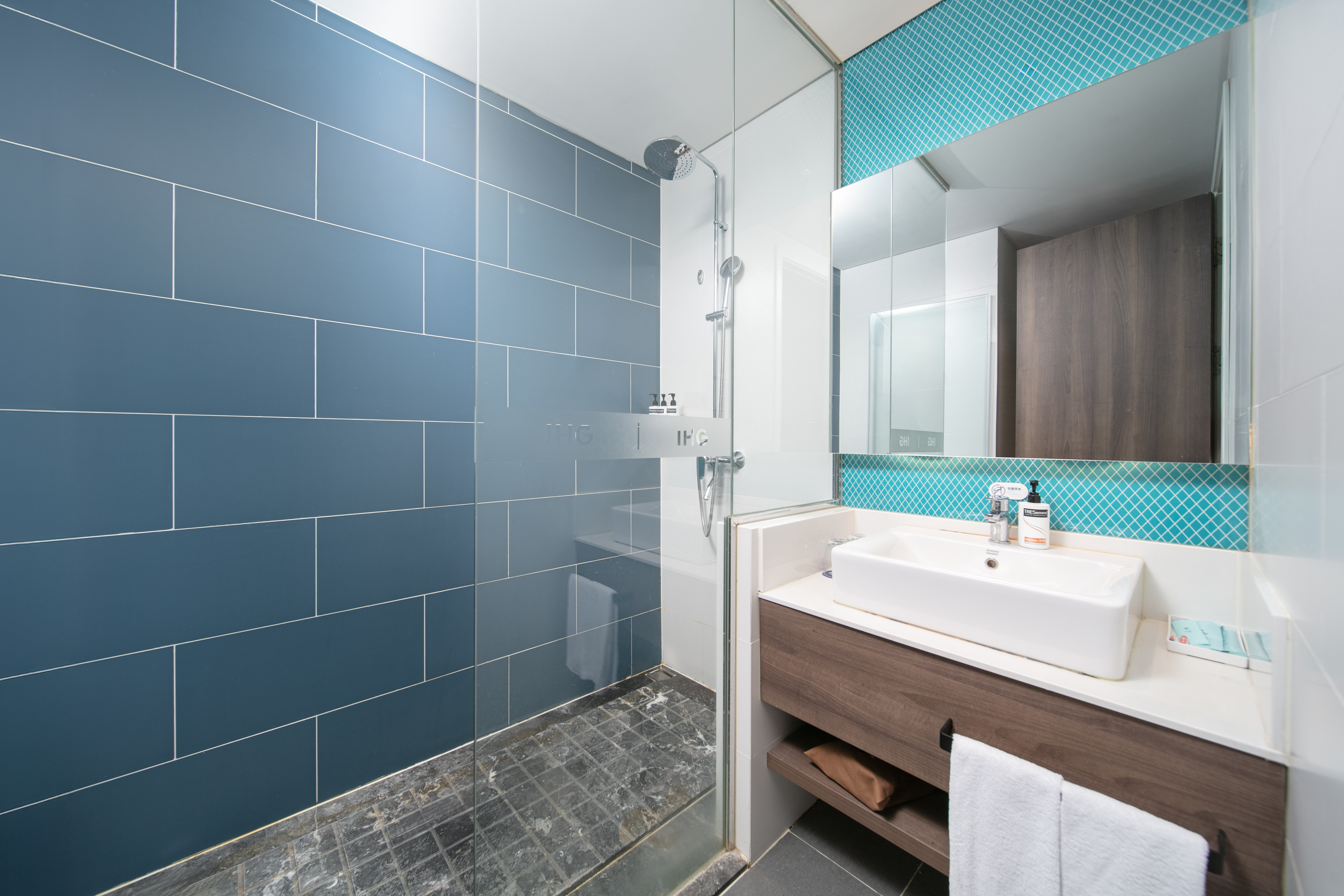 Holiday Inn Express Harbin Songbei New District 55/58