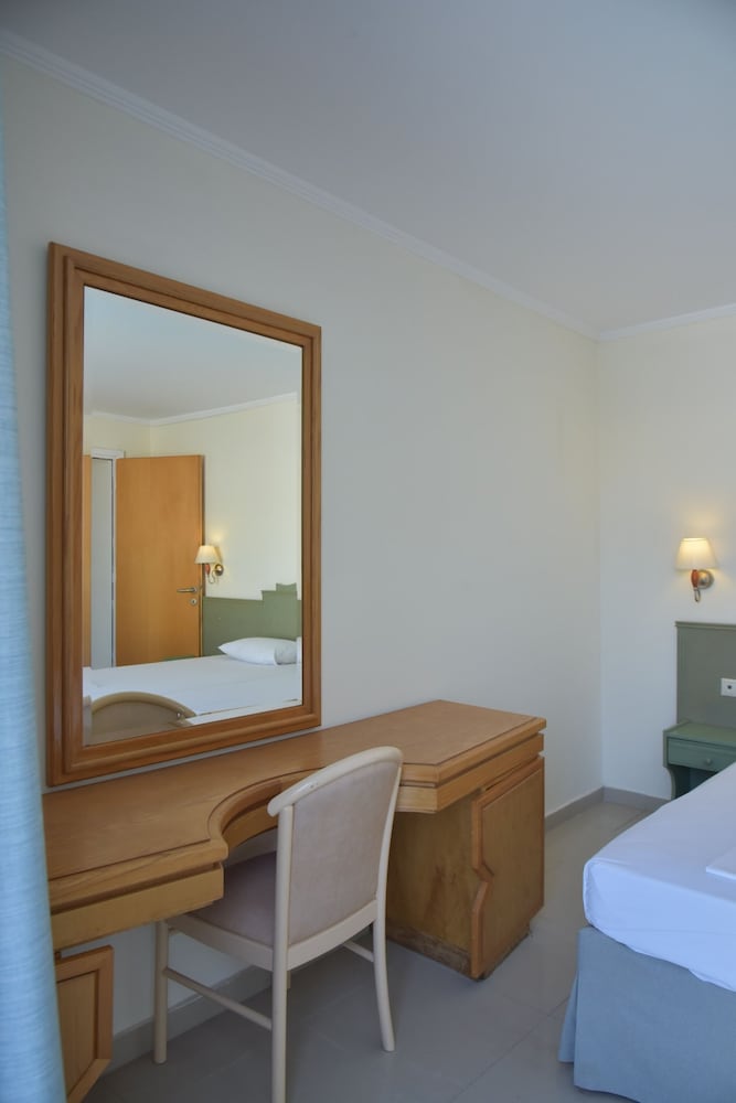 Bristol Sea View Apartments 13/69