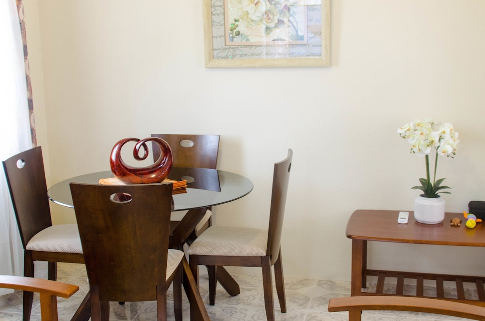 Hopeville Guest House Barbados 6/25