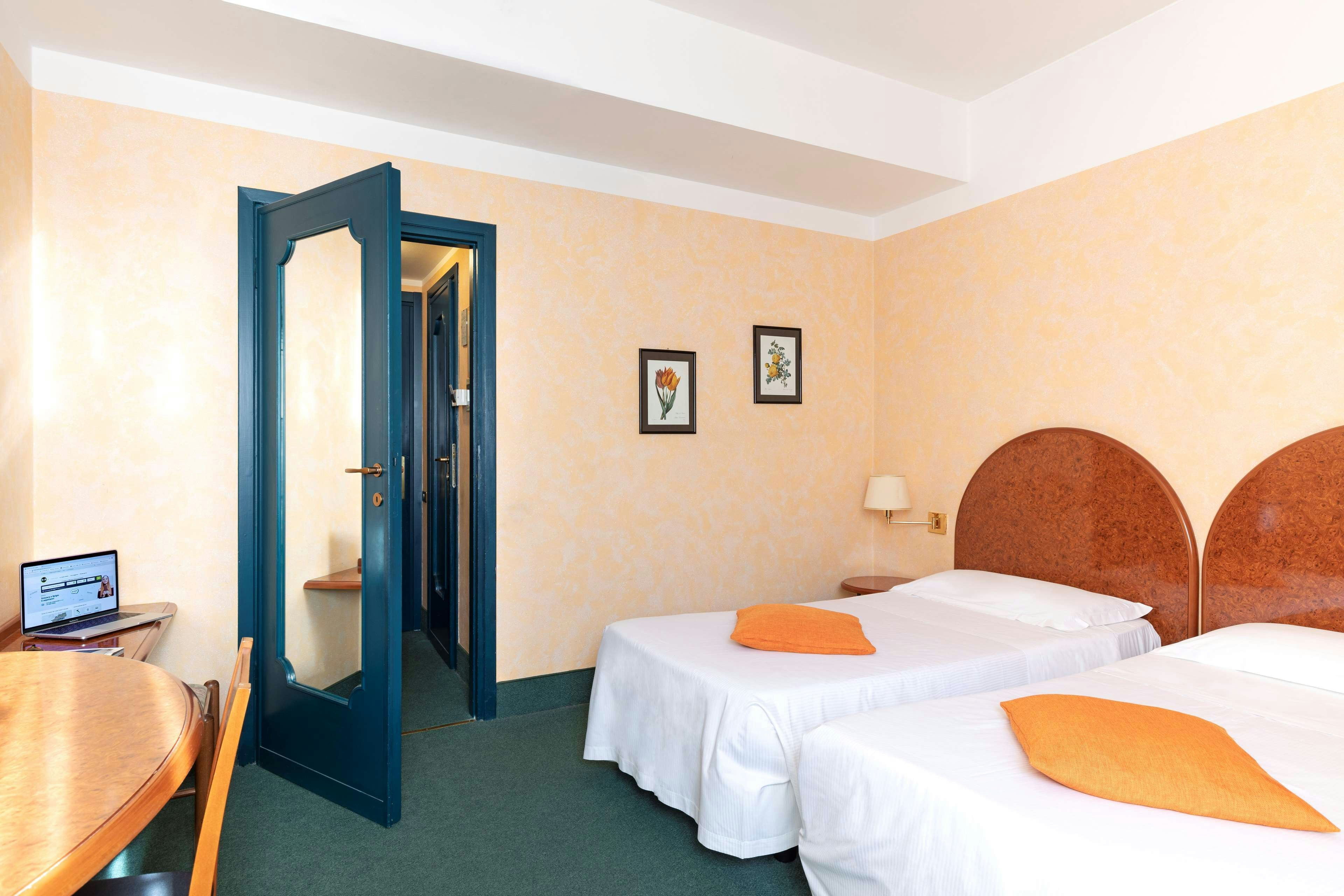 B&B Hotel Como City Center 8/25