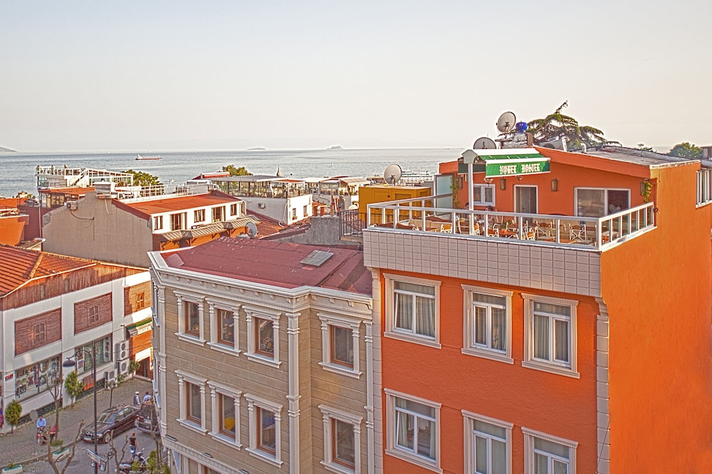 Nobel Hostel 3/36