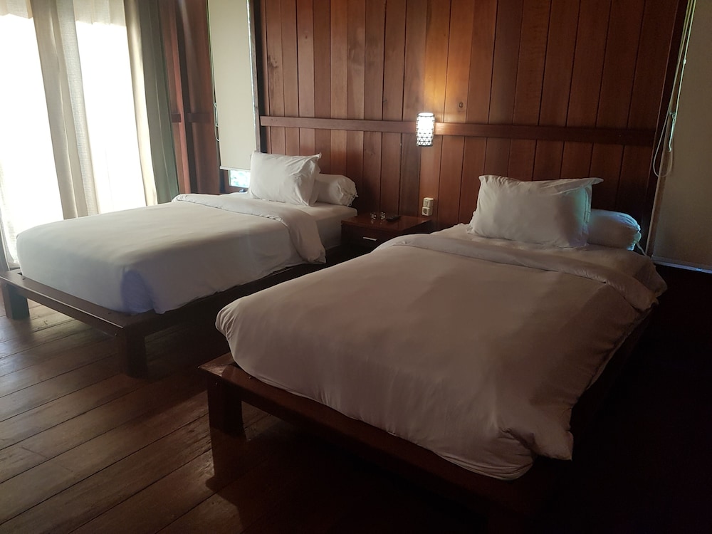 Korpak Villa and Resort Raja Ampat 9/39