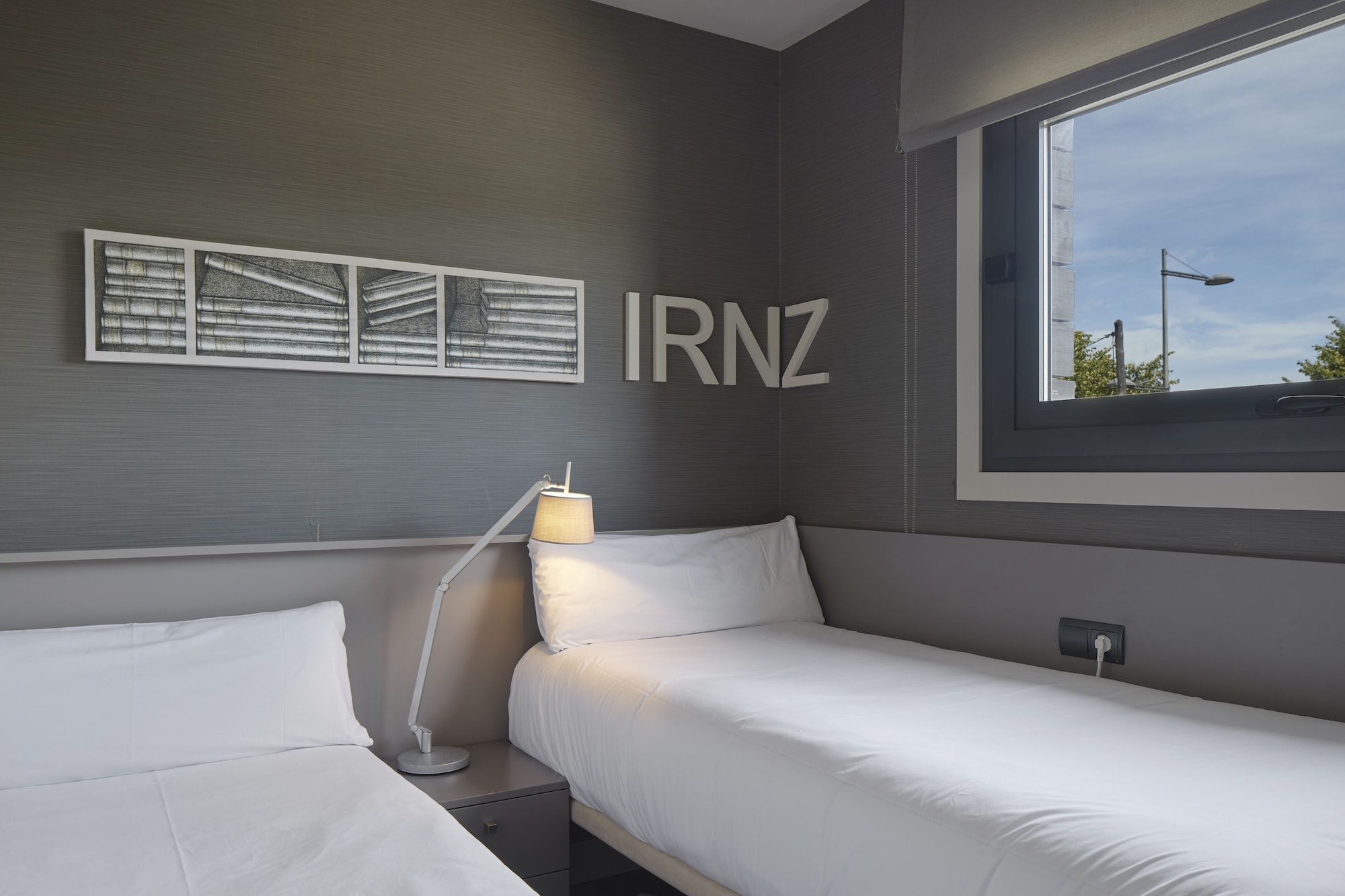2 BEDROOMS, APARTMENT, BALCONY