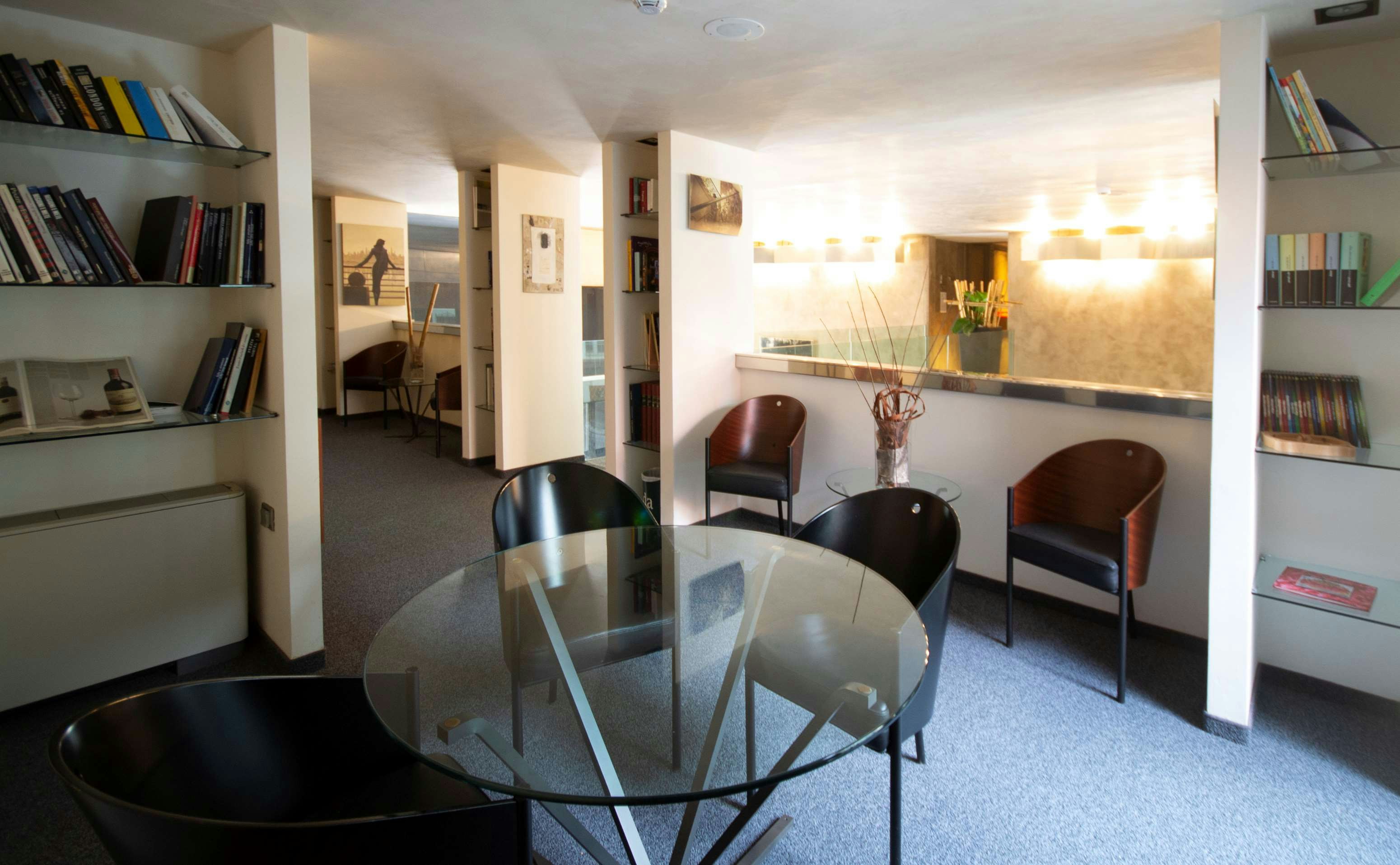 Dellearti Design Hotel 27/29