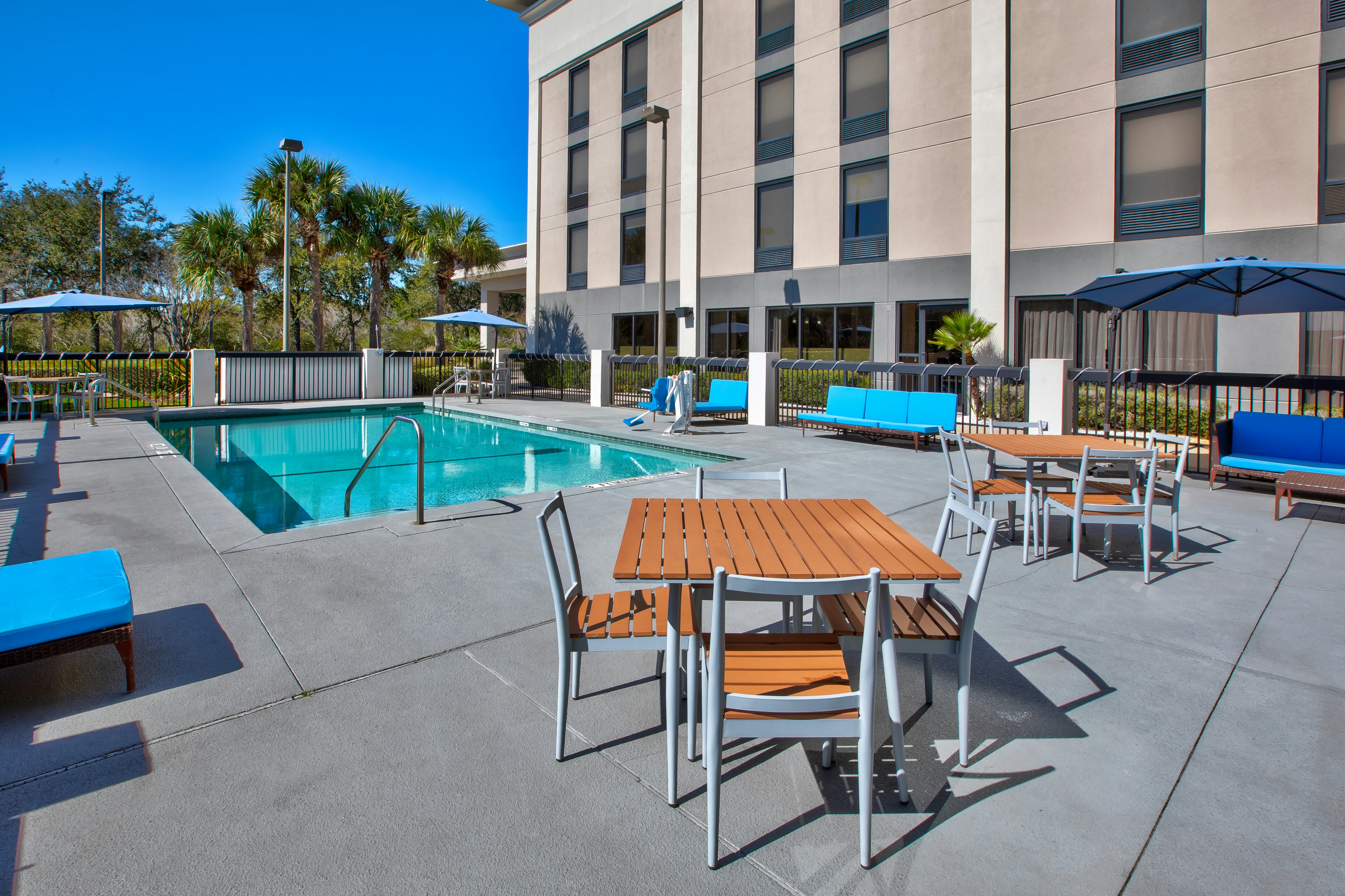 Hampton Inn Daytona Ormand Beach 2/36