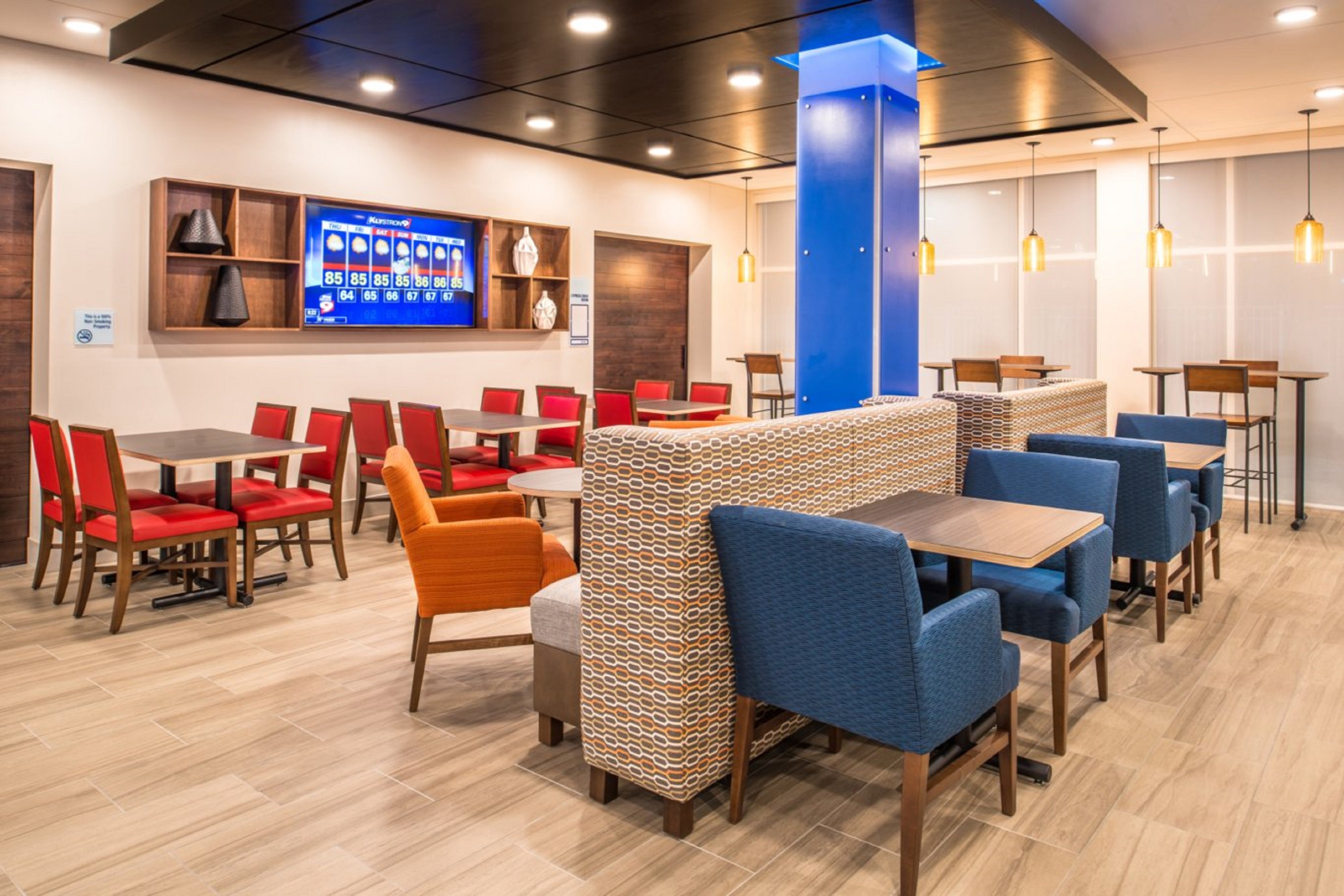 Holiday Inn Express Suites Tampa North Wesley Chapel 46/62