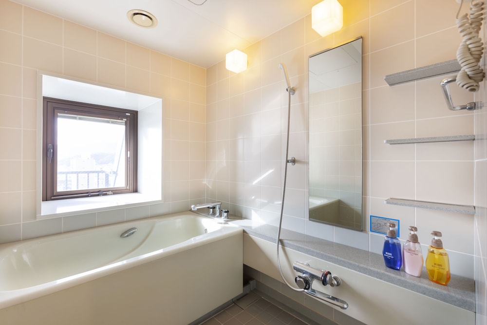 Onomichi Kokusai Hotel 24/67