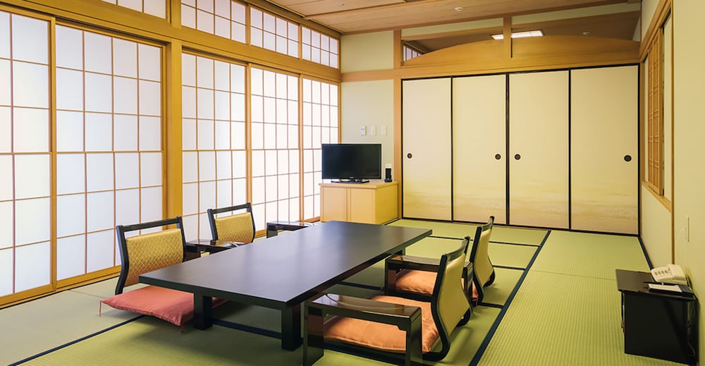 Jr Hotel Clement Takamatsu 38/50