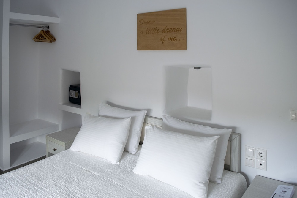 Giannoulaki Hotel 15/54
