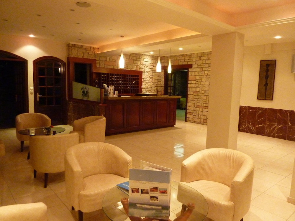 Oasis Hotel 17/50