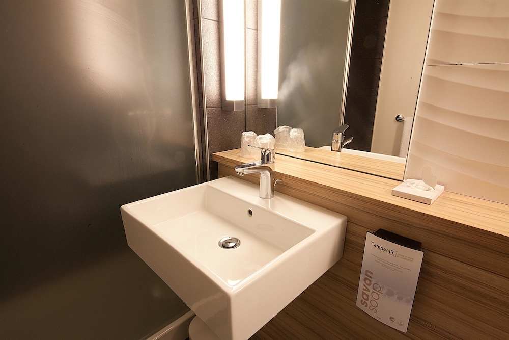 Hotel Campanile Clermont Ferrand Sud - Aubiere 55/58