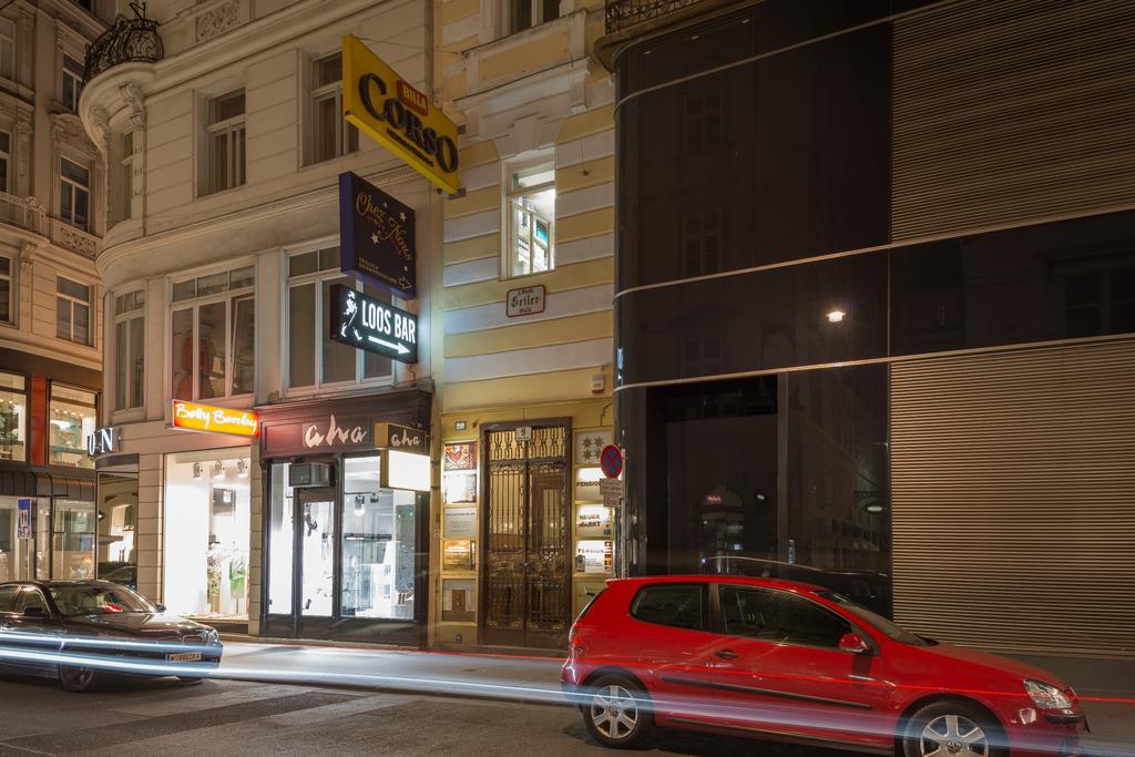 Pension Neuer Markt 64/66