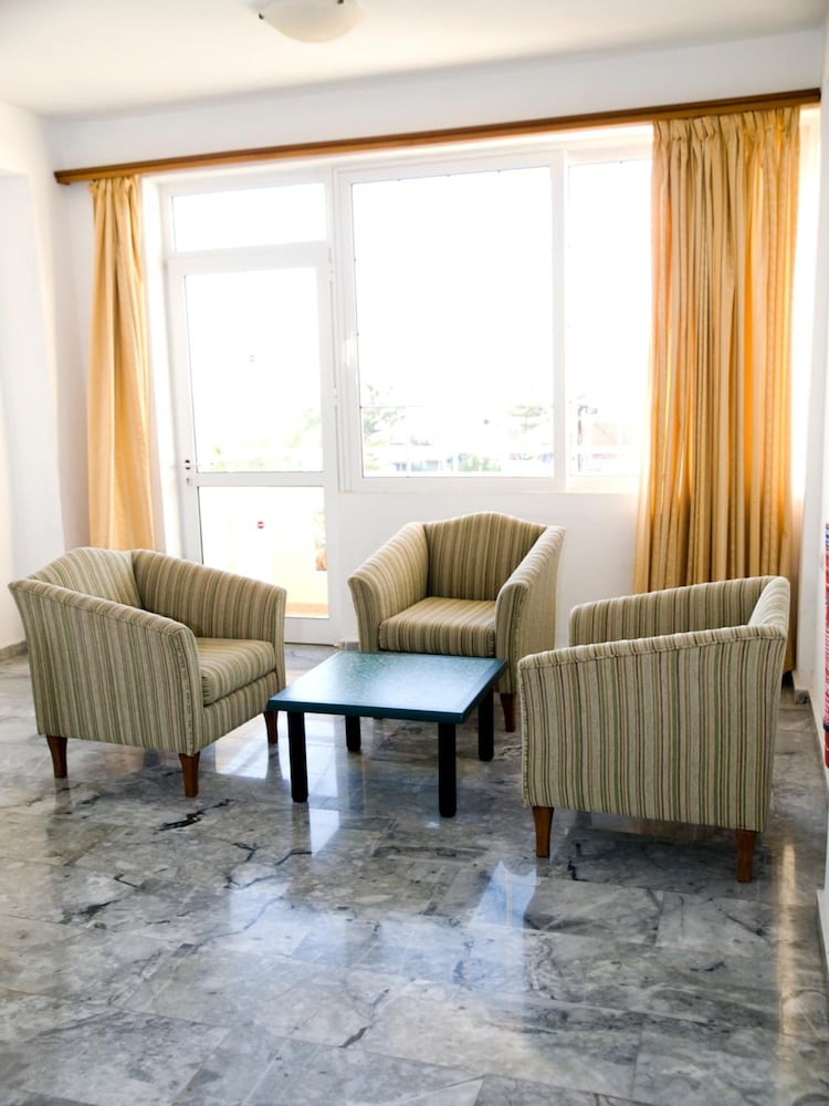 Hotel Amaryllis 33/57