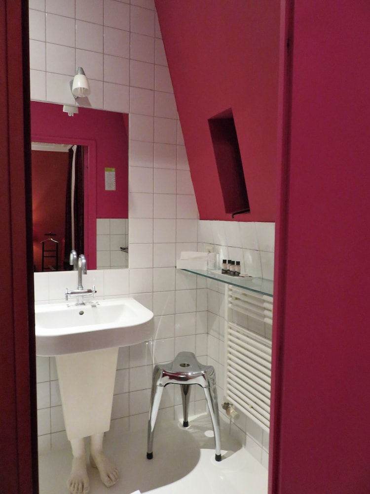 Hotel Windsor Home Paris 49/50
