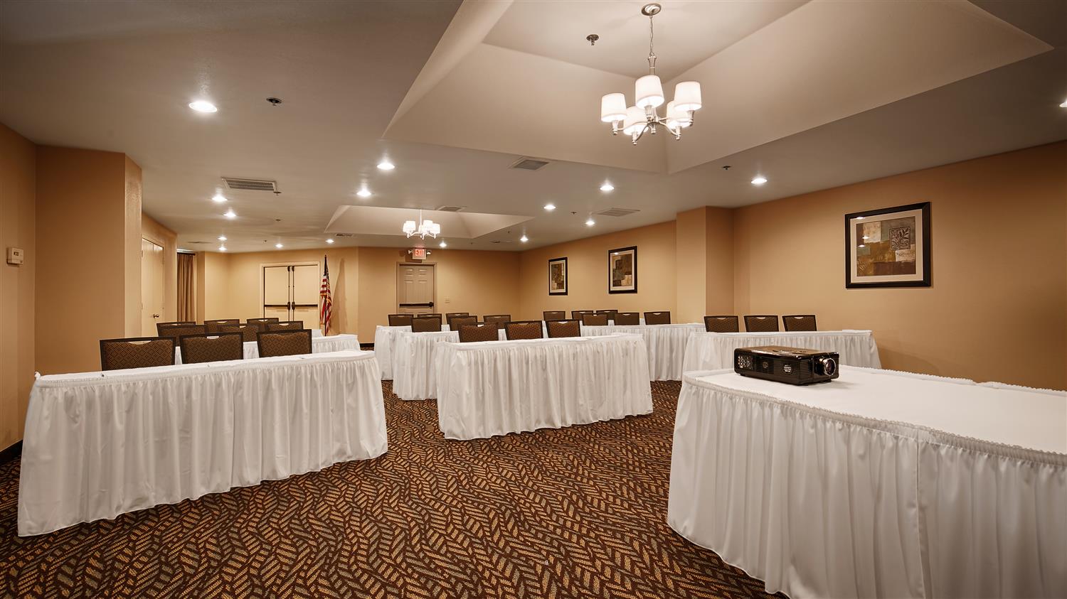 Best Western Palm Court Inn 3/17